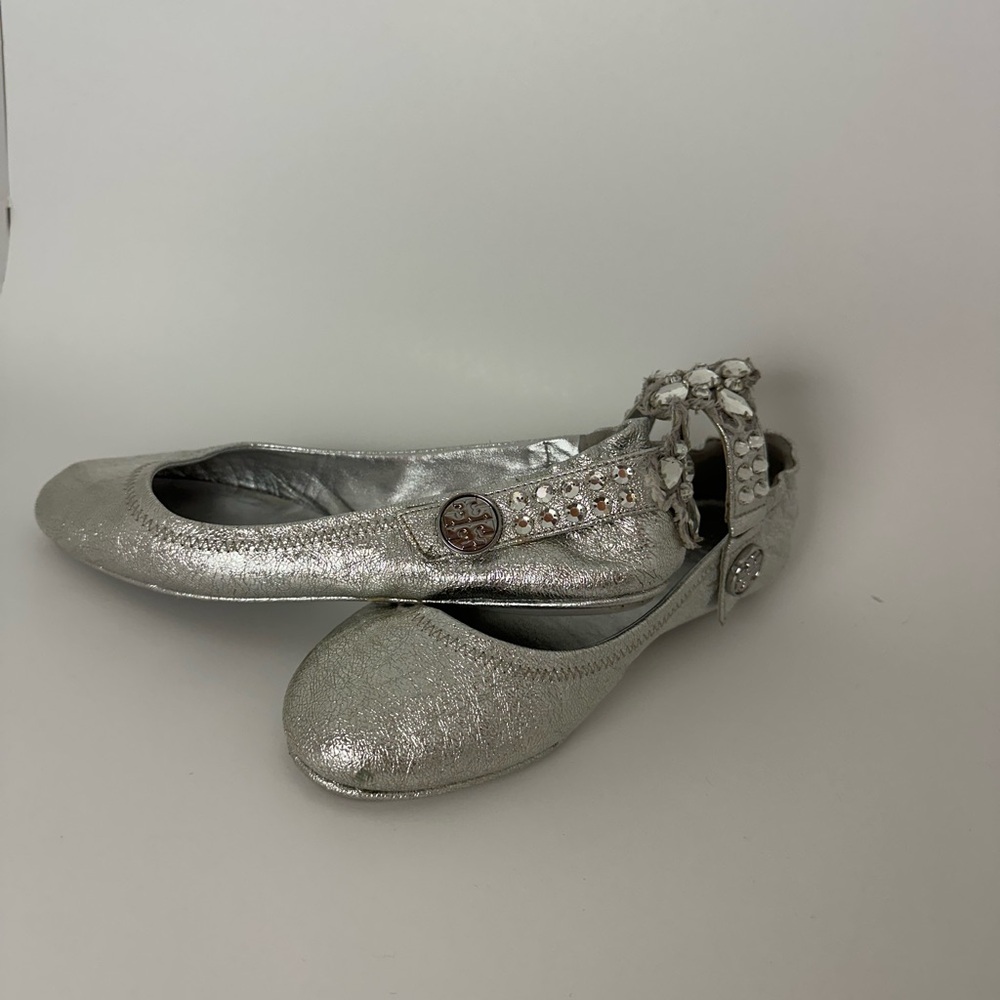 Tory Burch Women's Ballet Flats in Silver 7.5 - Minnie Style